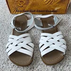 NIB SALT WATER RETRO SANDAL WHITE